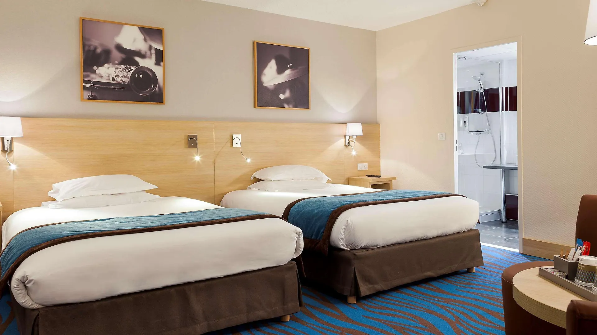 Mercure 19 Philharmonie La 4*