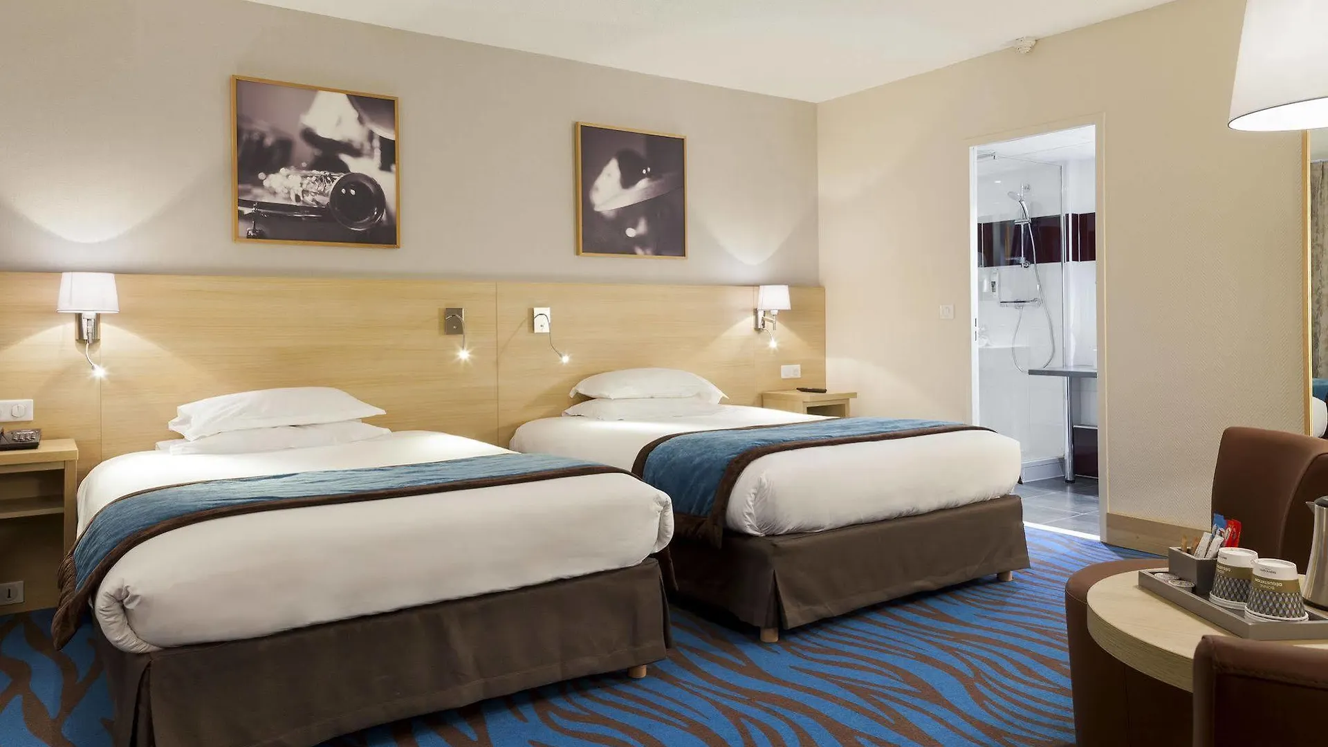 Mercure 19 Philharmonie La 4*