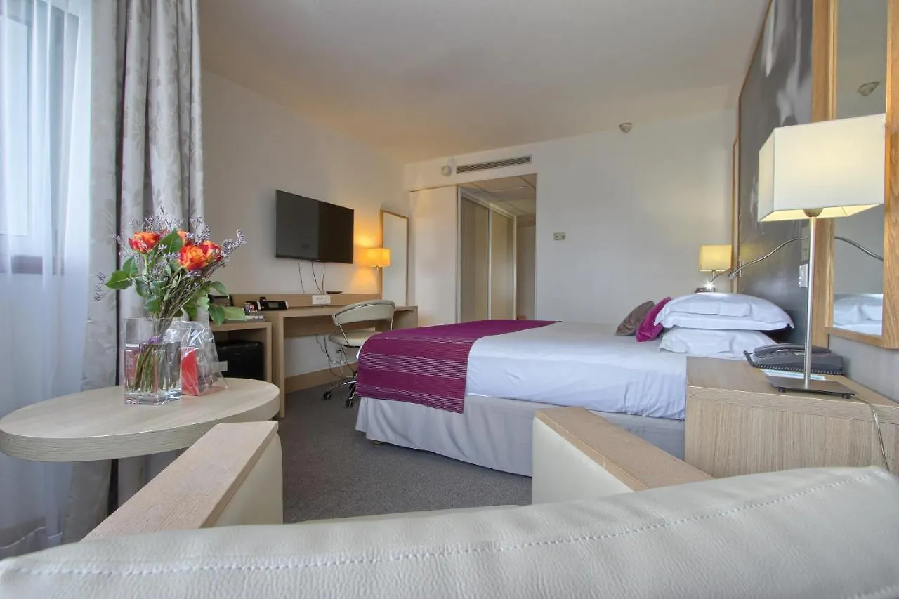 Mercure 19 Philharmonie La Paryż