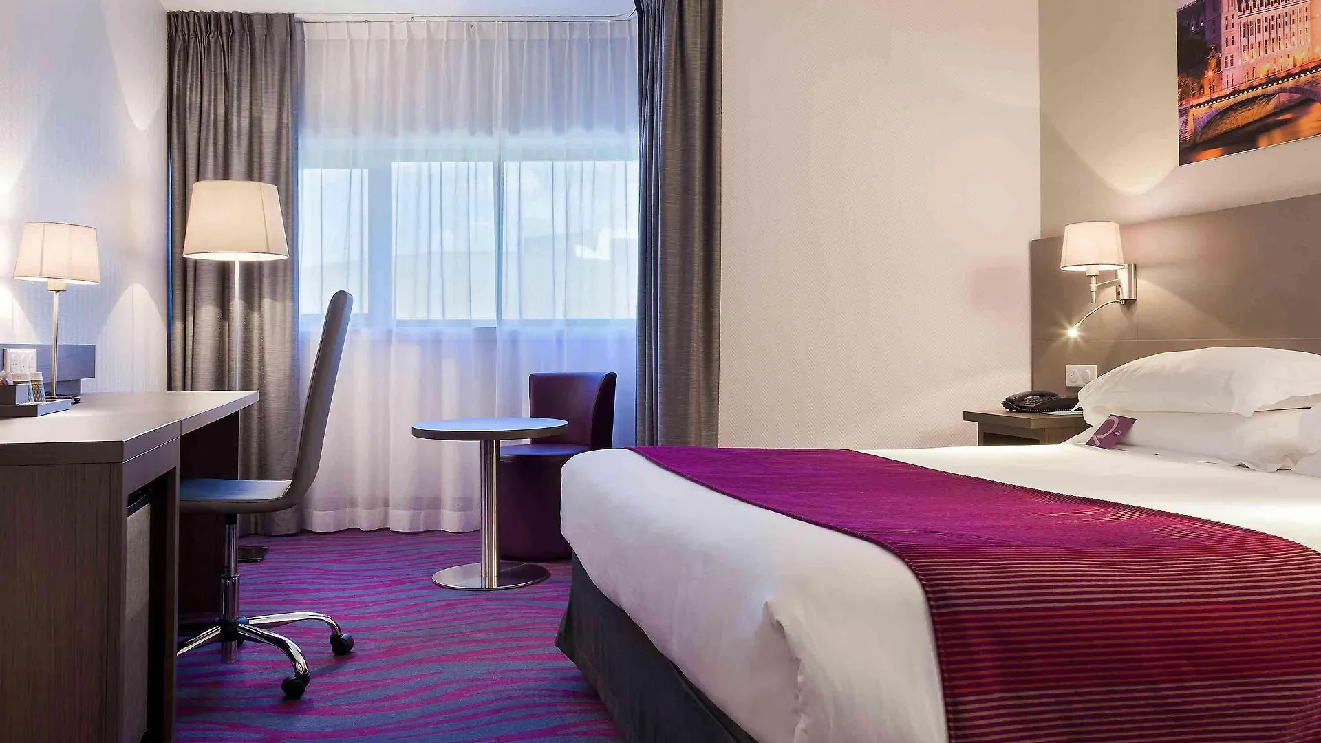 Hotel Mercure 19 Philharmonie La París