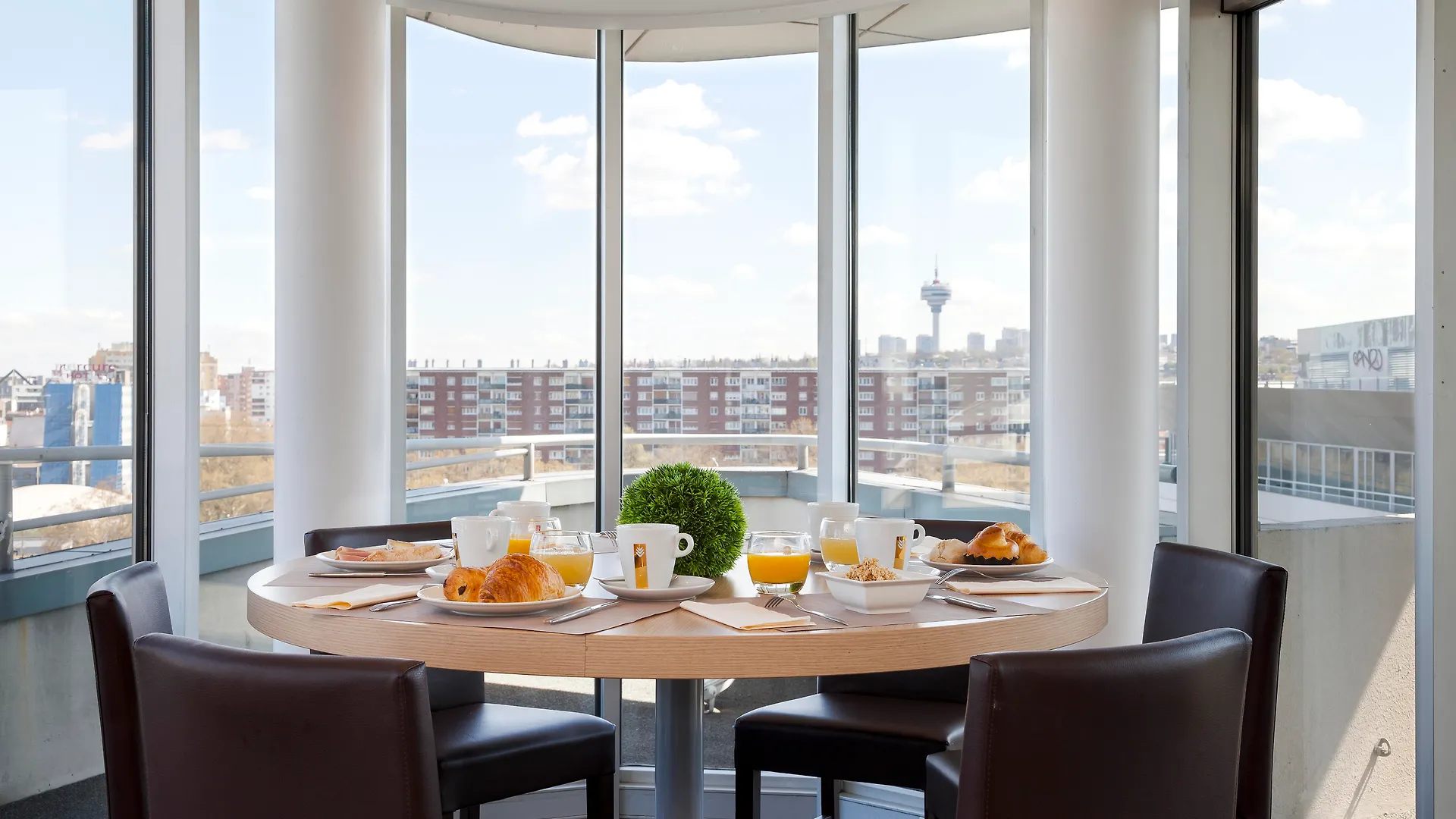 Mercure 19 Philharmonie La Hotel París